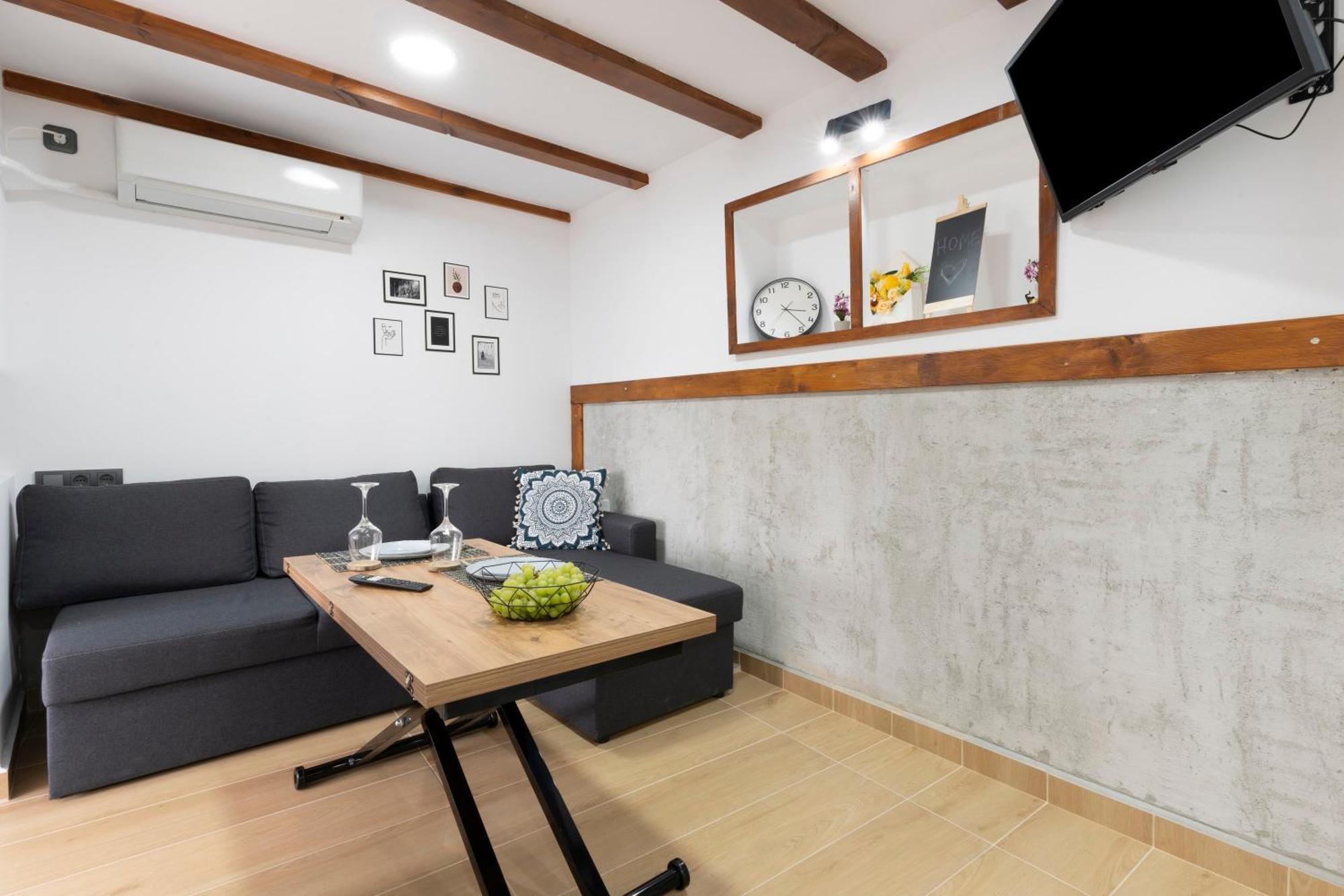 Bobevata Guest House - Floor 1 - Stunning View Old Town Veliko Tarnovo Extérieur photo