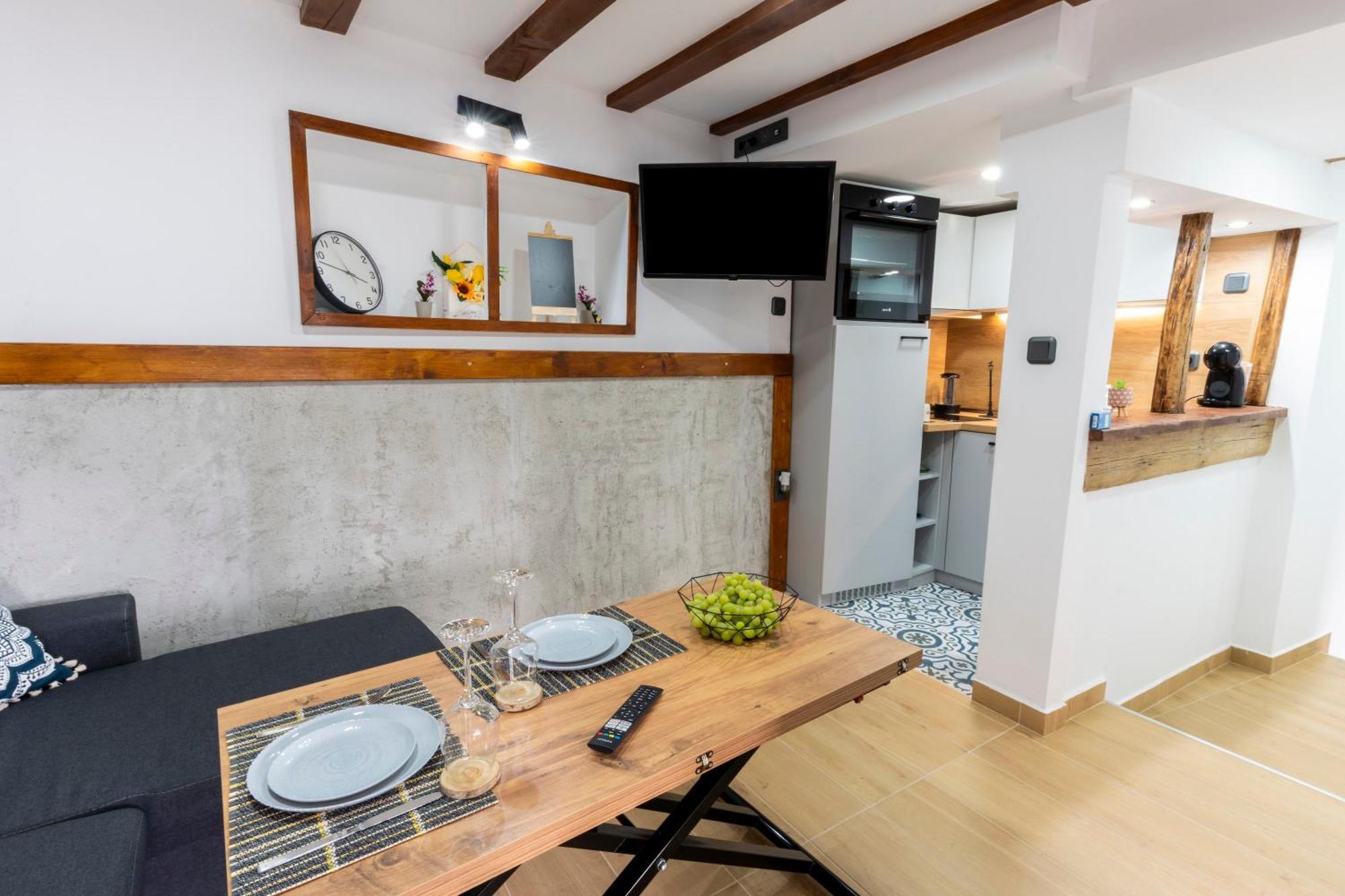 Bobevata Guest House - Floor 1 - Stunning View Old Town Veliko Tarnovo Extérieur photo
