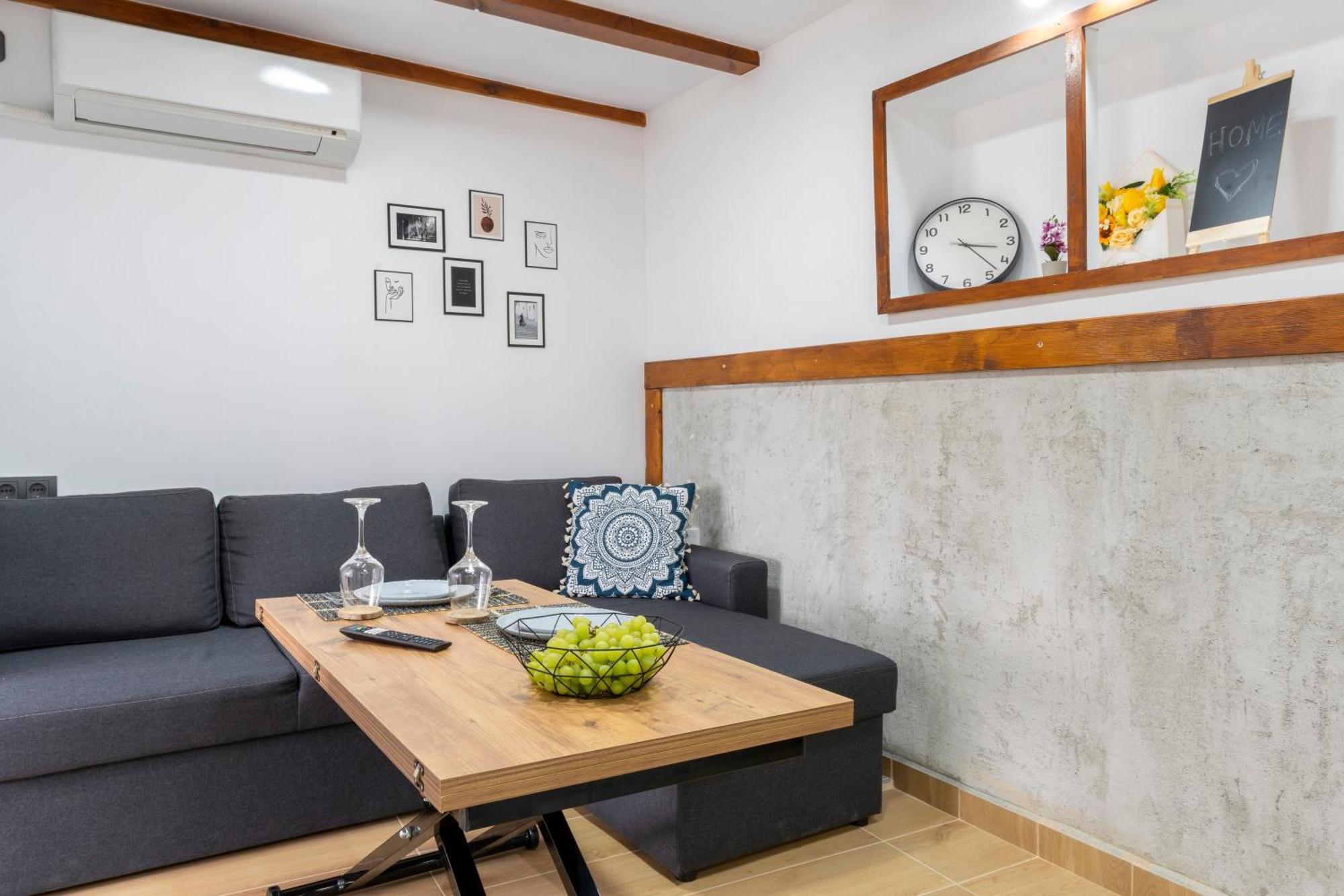 Bobevata Guest House - Floor 1 - Stunning View Old Town Veliko Tarnovo Extérieur photo